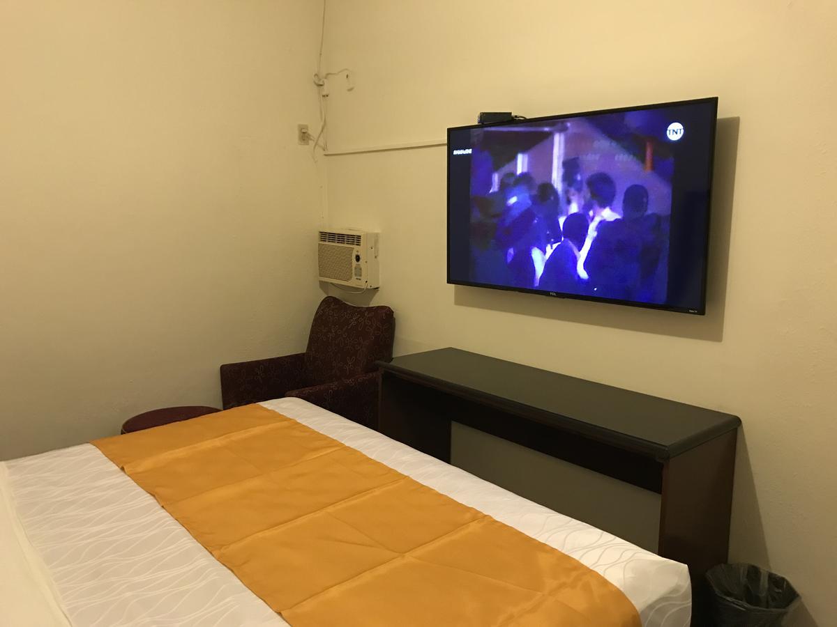 Hotel Guillen Jr Tijuana Kültér fotó