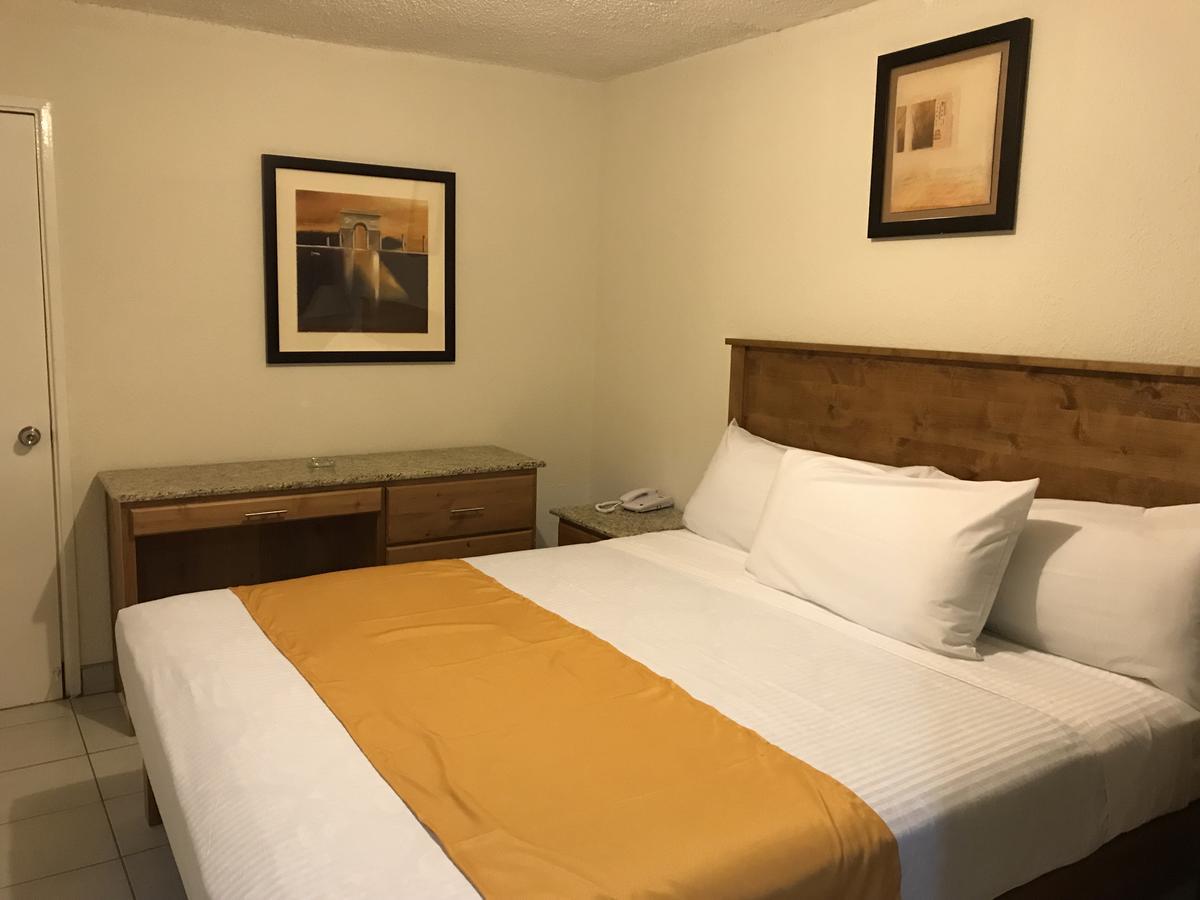Hotel Guillen Jr Tijuana Kültér fotó