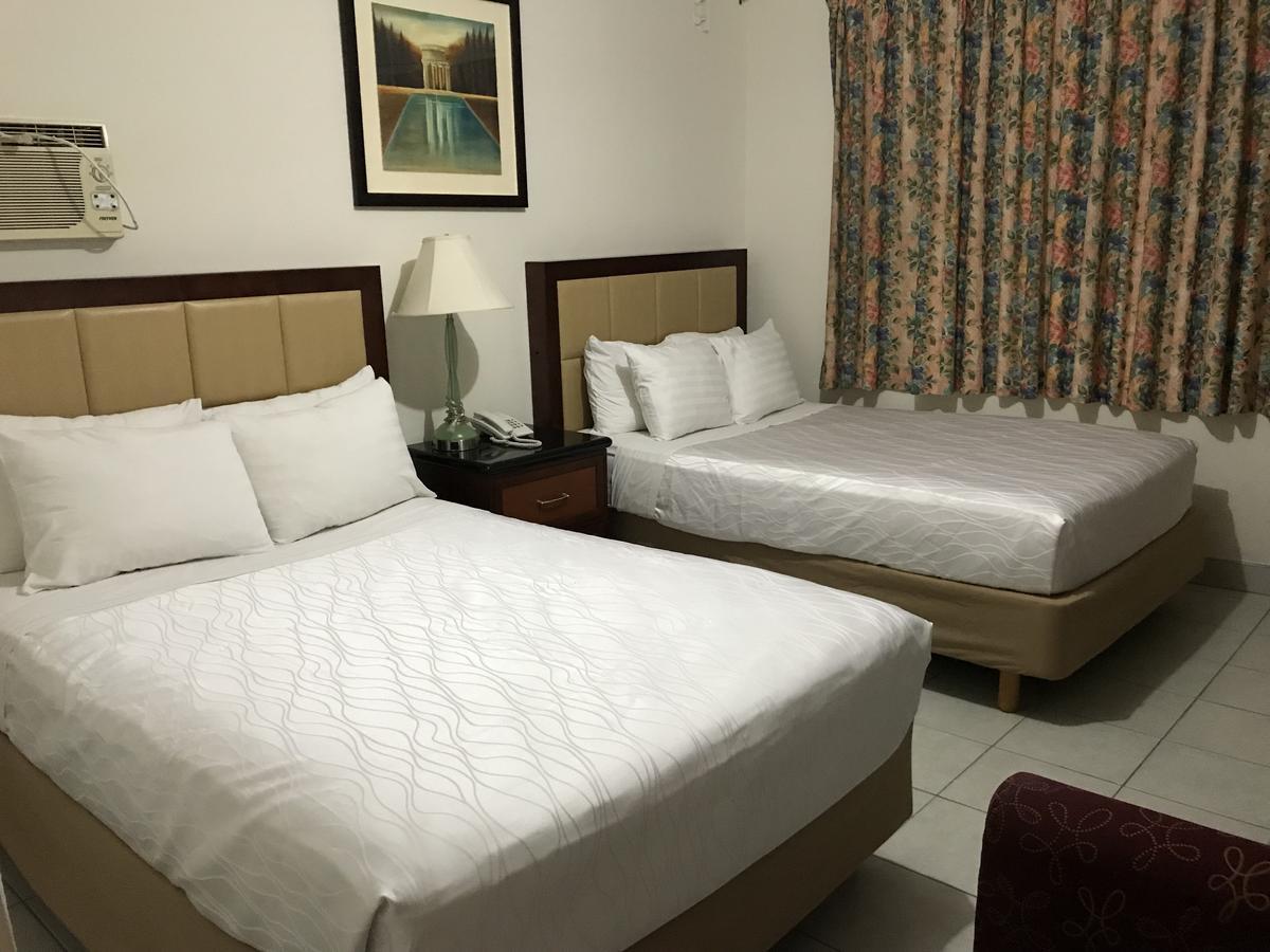 Hotel Guillen Jr Tijuana Kültér fotó