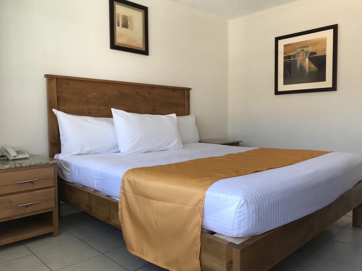 Hotel Guillen Jr Tijuana Kültér fotó