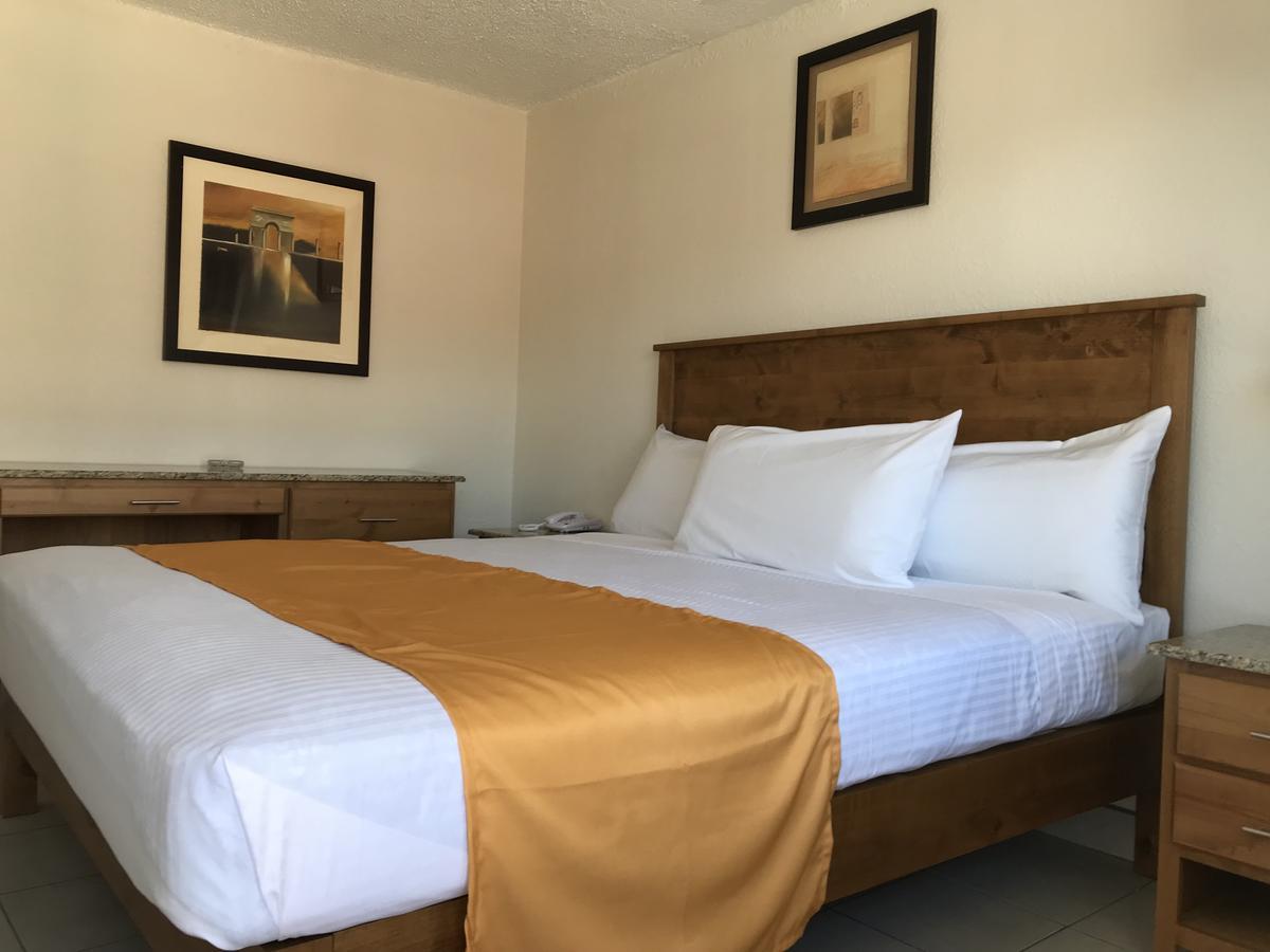 Hotel Guillen Jr Tijuana Kültér fotó