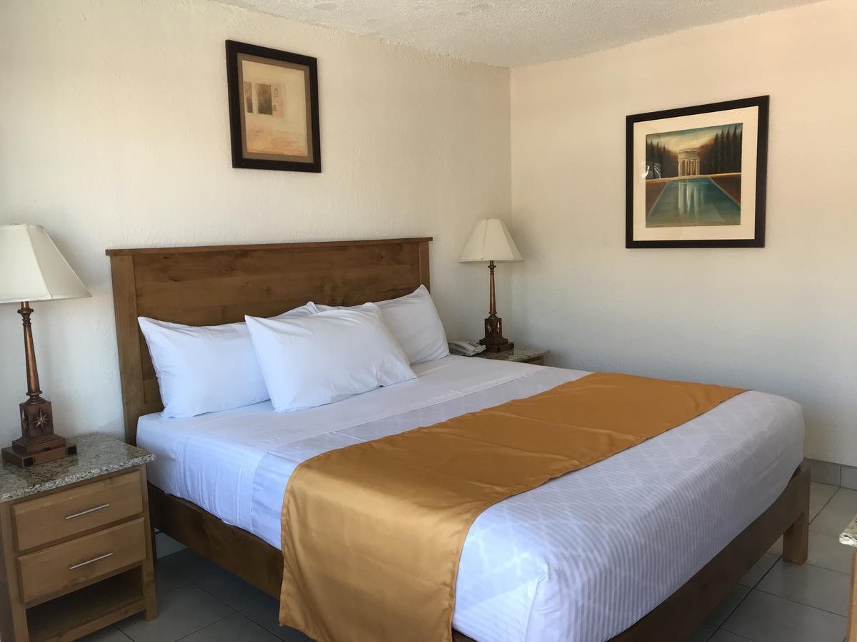 Hotel Guillen Jr Tijuana Kültér fotó