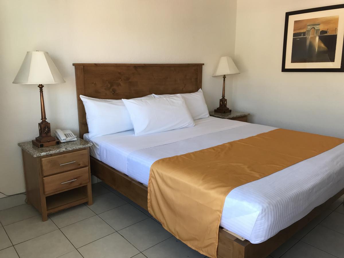 Hotel Guillen Jr Tijuana Kültér fotó