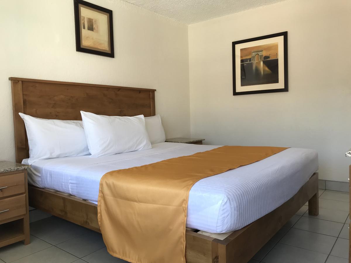 Hotel Guillen Jr Tijuana Kültér fotó
