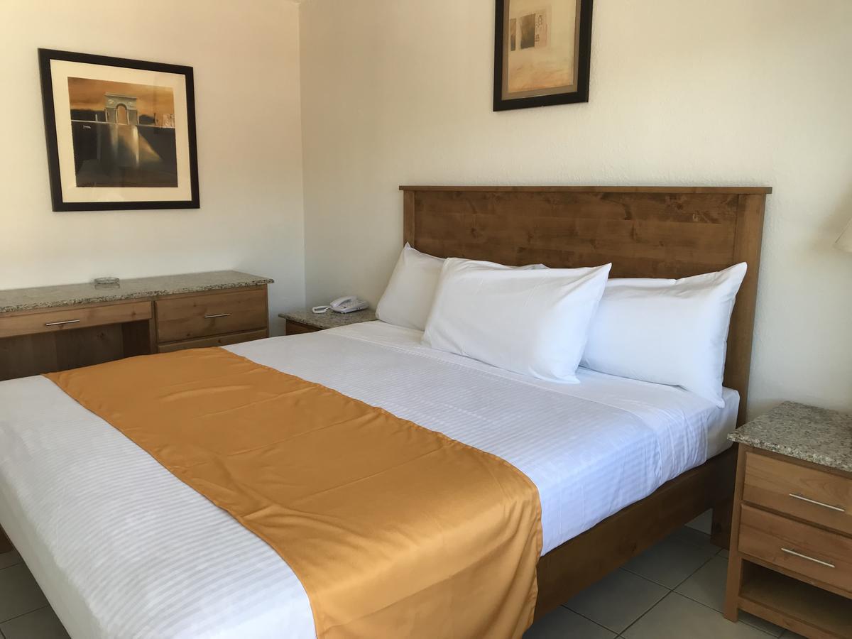 Hotel Guillen Jr Tijuana Kültér fotó